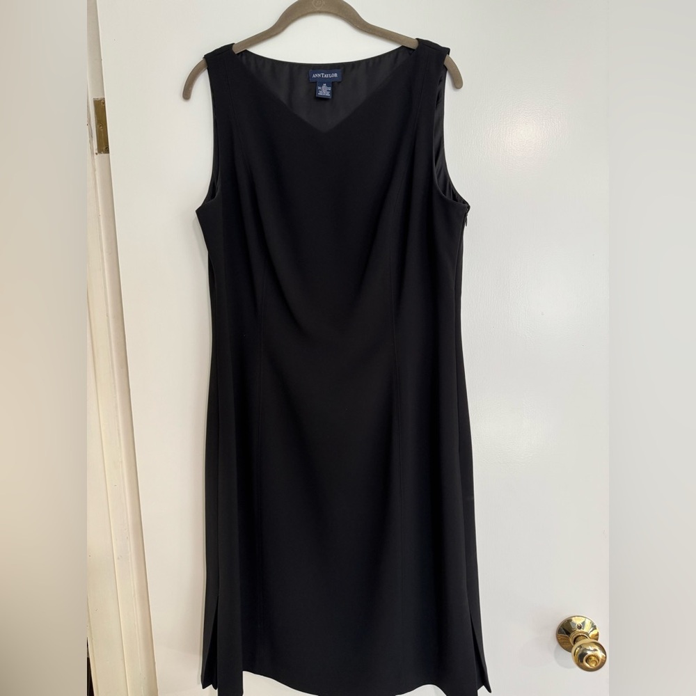 Ann Taylor sleeveless black midi dress size 14